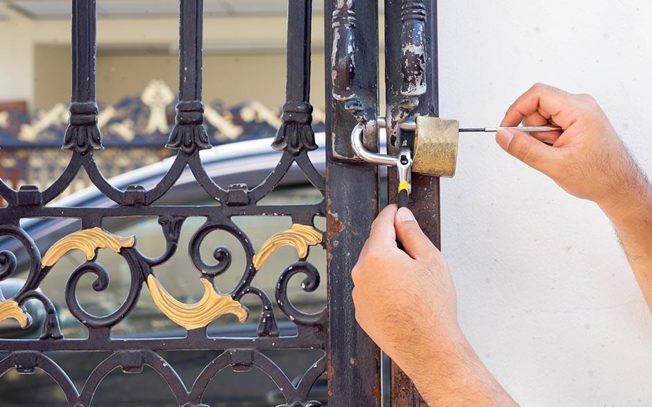 serrurier ouvert le dimanche Maisons-Alfort