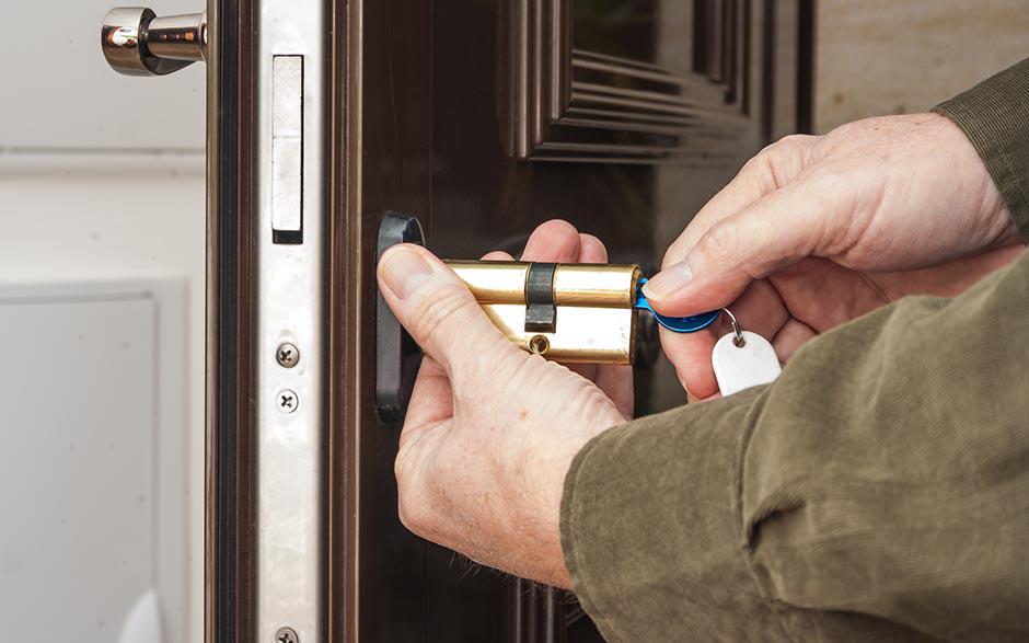 comment ouvrir une porte blindée claquée Nanterre