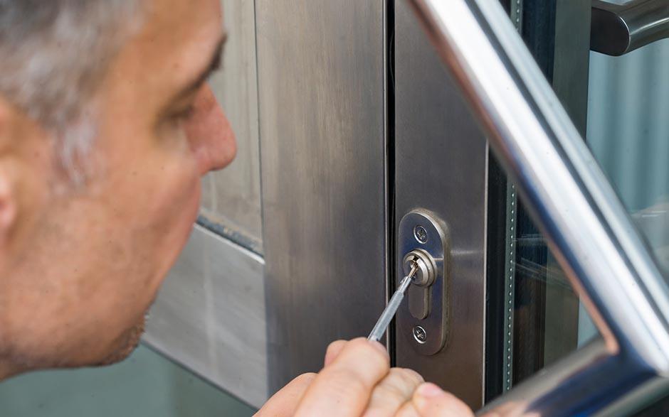 techniciens qualifiés serrurier Corbeil-Essonnes